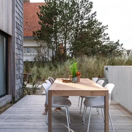 Brand New With Two Sunny Terraces And Private Parking 公寓 *